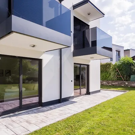 Moderne Mit Terrasse * إنسبروك